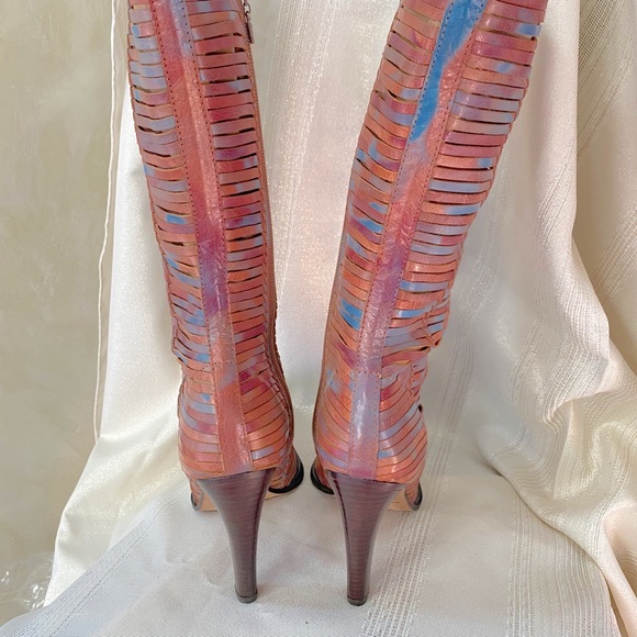 Gorgeous Mikala Leather Boots, Never Worn - Picture 5 of 6